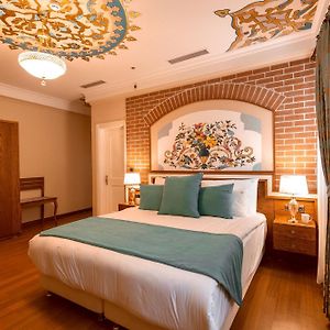 Superior Annex King Room